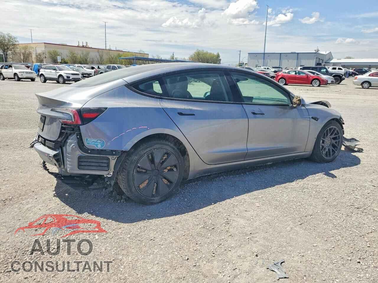 TESLA MODEL 3 2025 - 5YJ3E1EA4SF963395