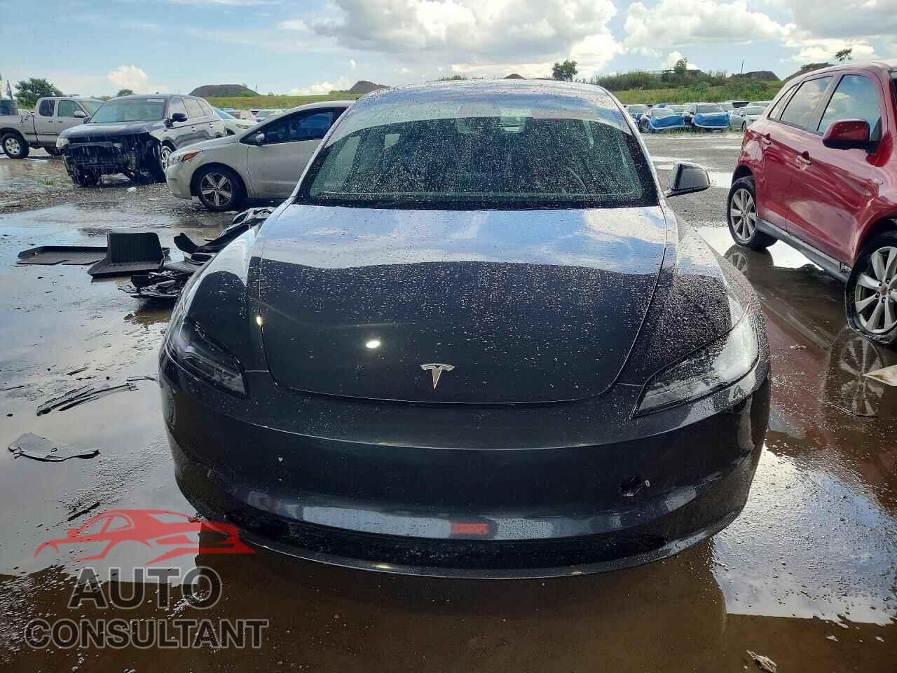 TESLA MODEL 3 2025 - 5YJ3E1EA9SF057906