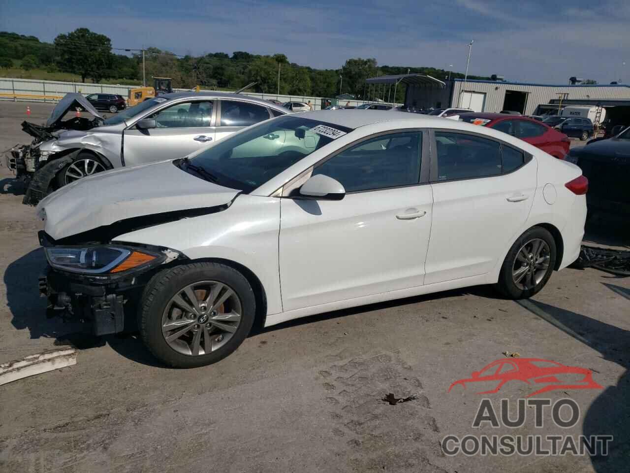 HYUNDAI ELANTRA 2018 - 5NPD84LFXJH315118