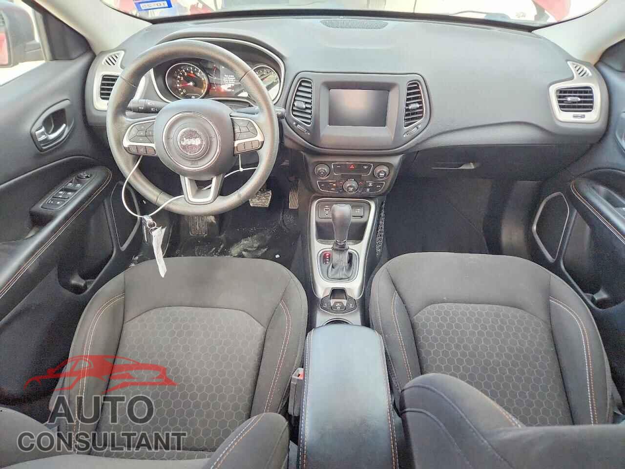 JEEP COMPASS 2020 - 3C4NJCAB2LT253042