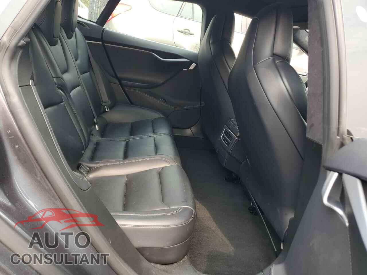 TESLA MODEL S 2019 - 5YJSA1E40KF335528
