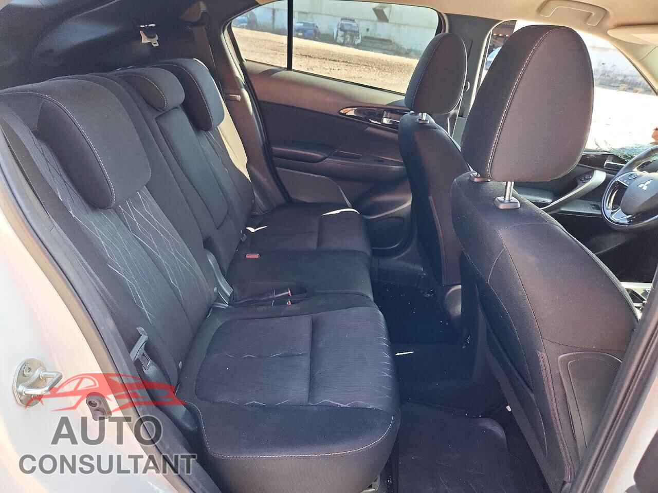 MITSUBISHI ECLIPSE 2019 - JA4AT5AA8KZ021008