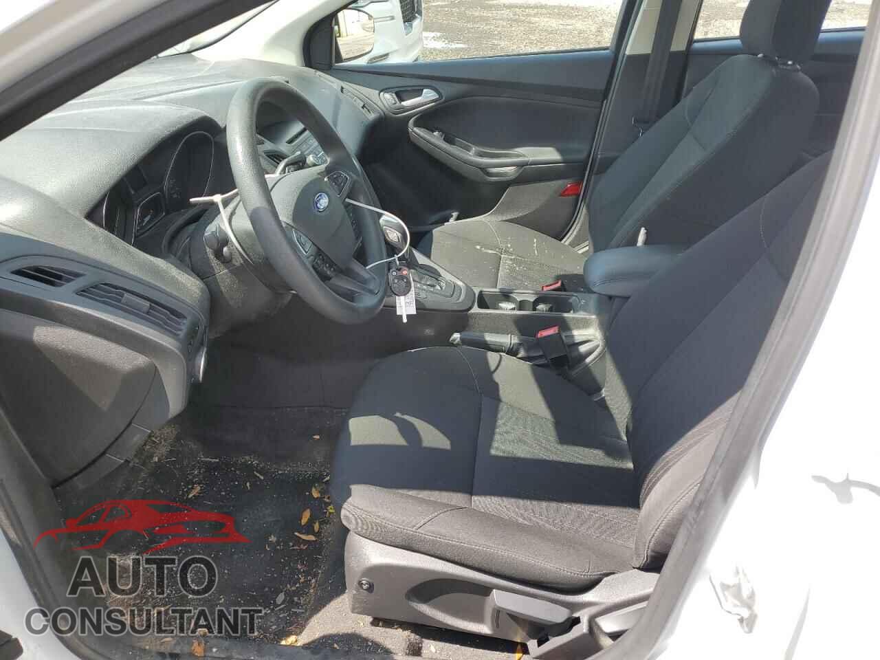 FORD FOCUS 2016 - 1FADP3F20GL237609