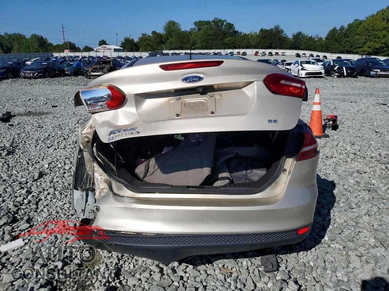 FORD FOCUS 2017 - 1FADP3F29HL221183