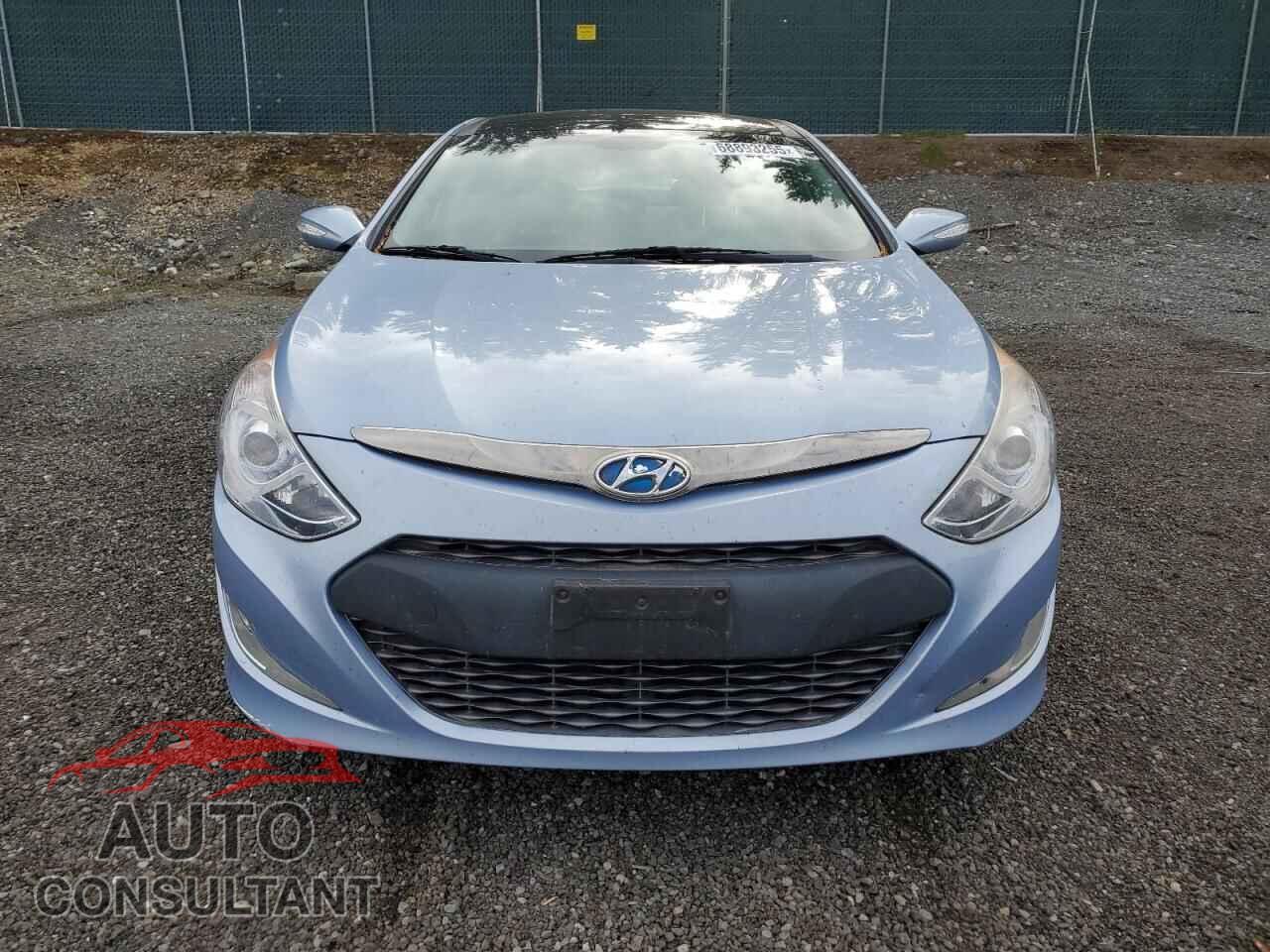 HYUNDAI SONATA 2013 - KMHEC4A43DA069475