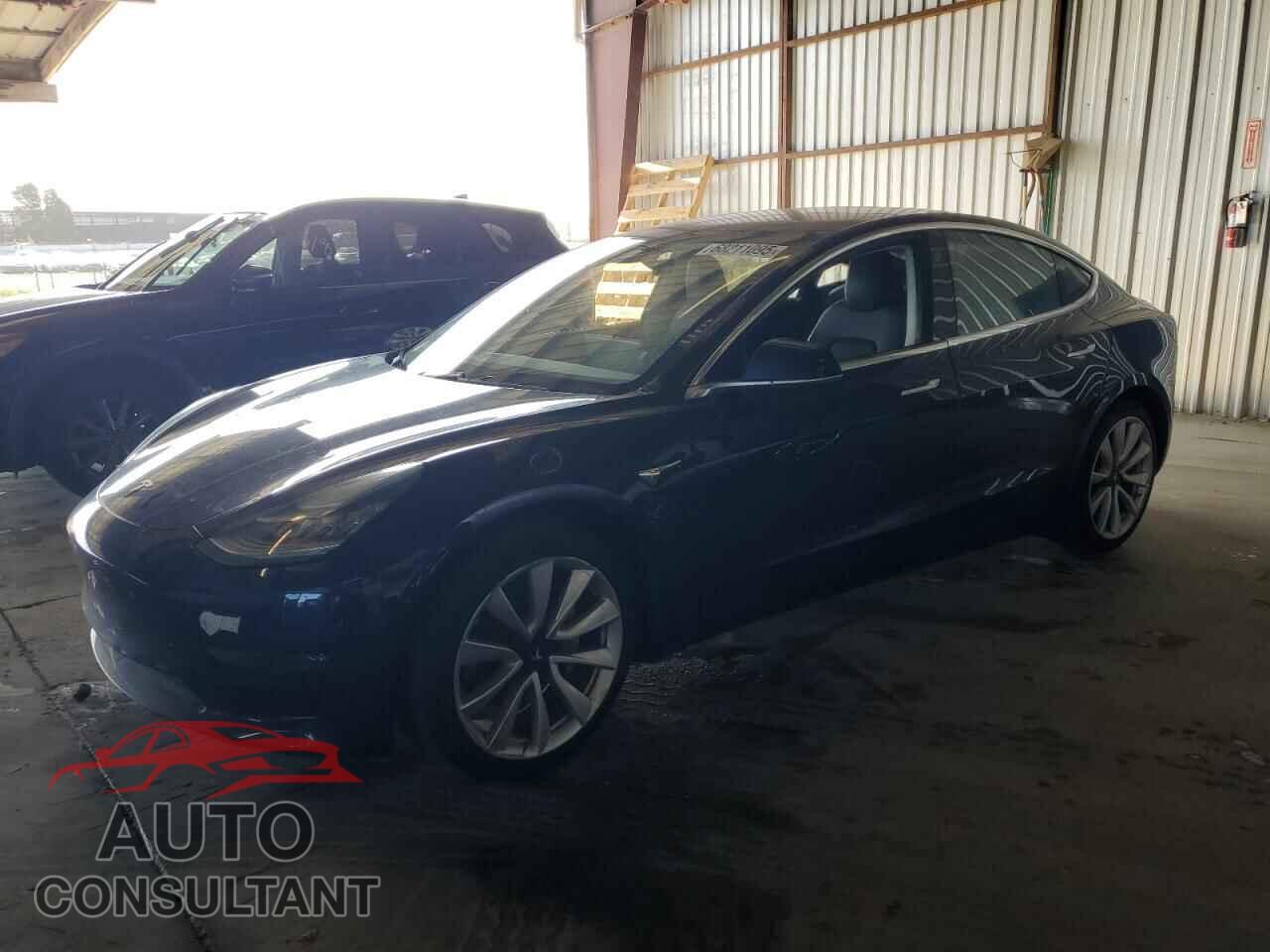 TESLA MODEL 3 2018 - 5YJ3E1EA5JF047193