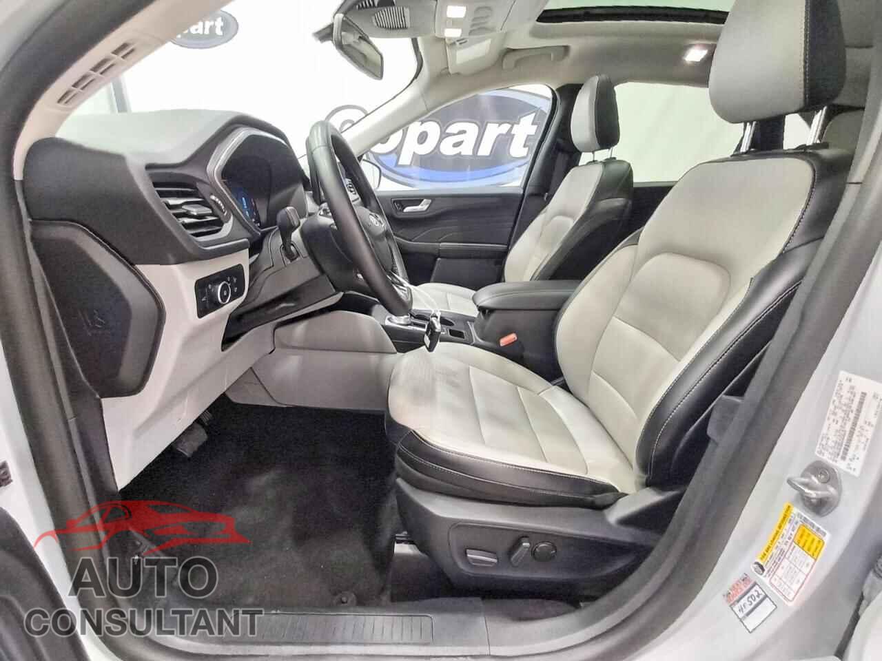 FORD ESCAPE 2025 - 1FMCU9JA8SUB45632