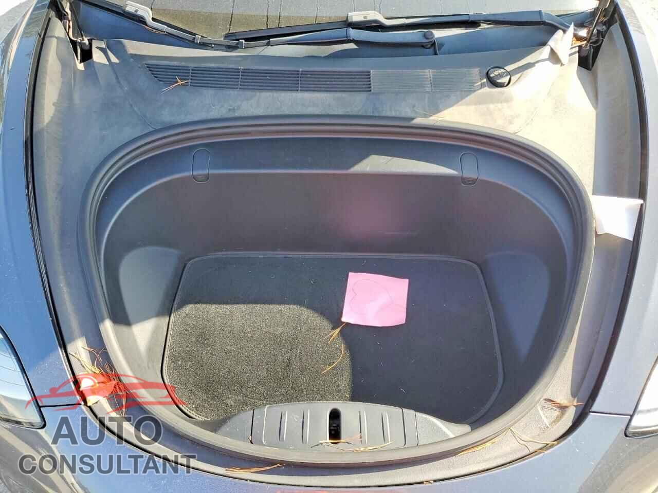 TESLA MODEL 3 2018 - 5YJ3E1EA8JF101862