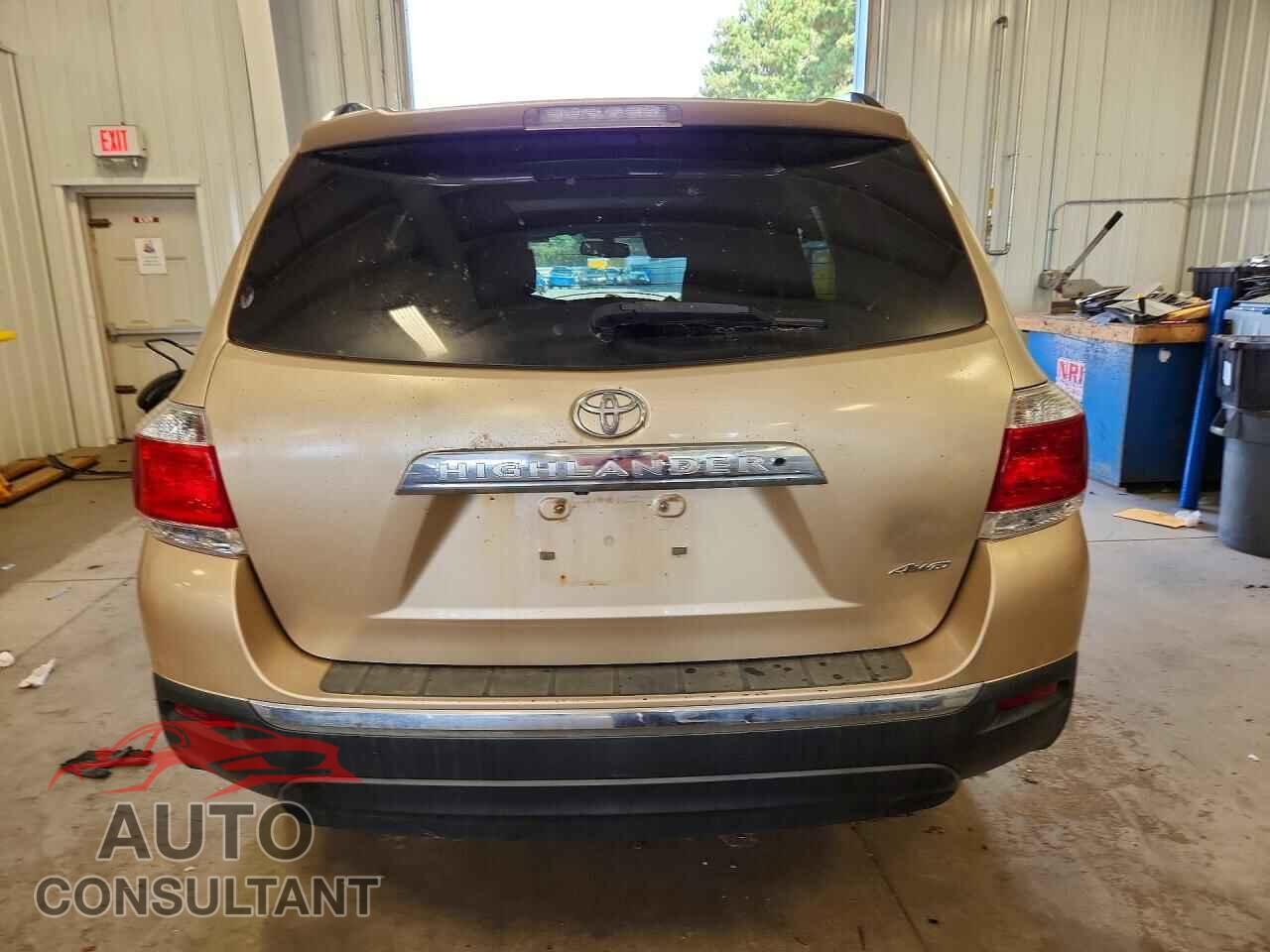 TOYOTA HIGHLANDER 2013 - 5TDDK3EH8DS246633