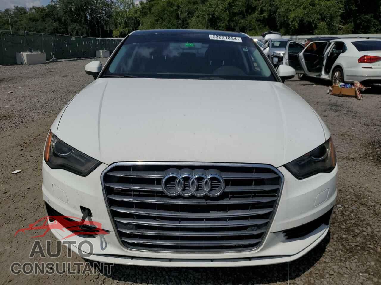 AUDI A3 2016 - WAUA7GFF7G1054479