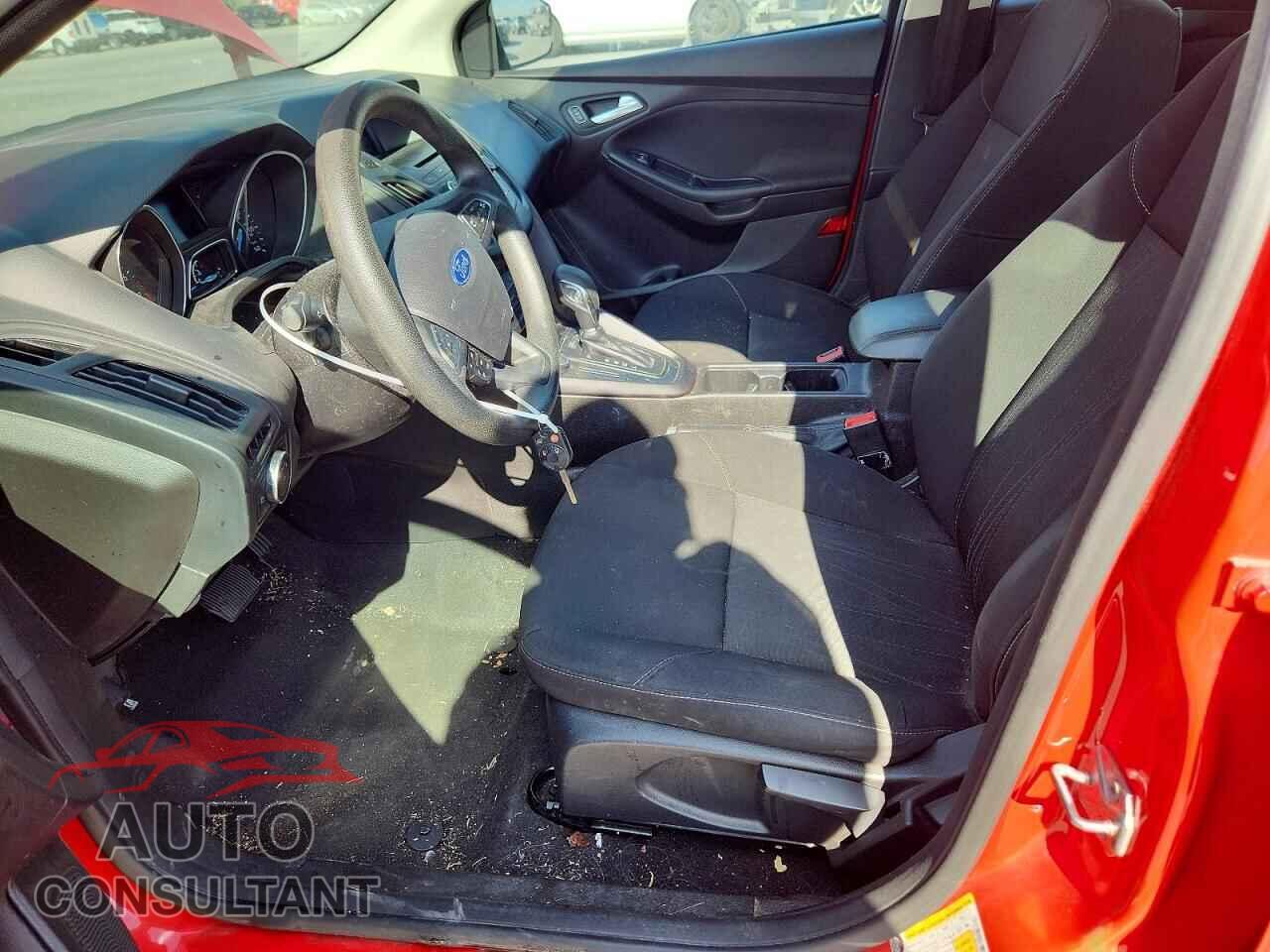 FORD FOCUS 2017 - 1FADP3K22HL216395
