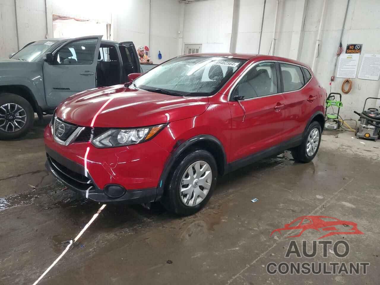 NISSAN ROGUE 2018 - JN1BJ1CR0JW264729