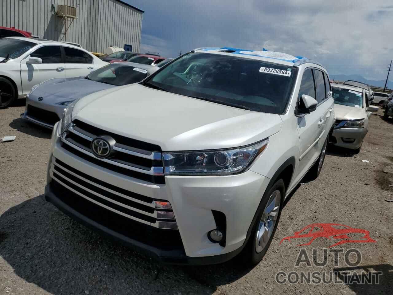 TOYOTA HIGHLANDER 2017 - 5TDYZRFH1HS212778