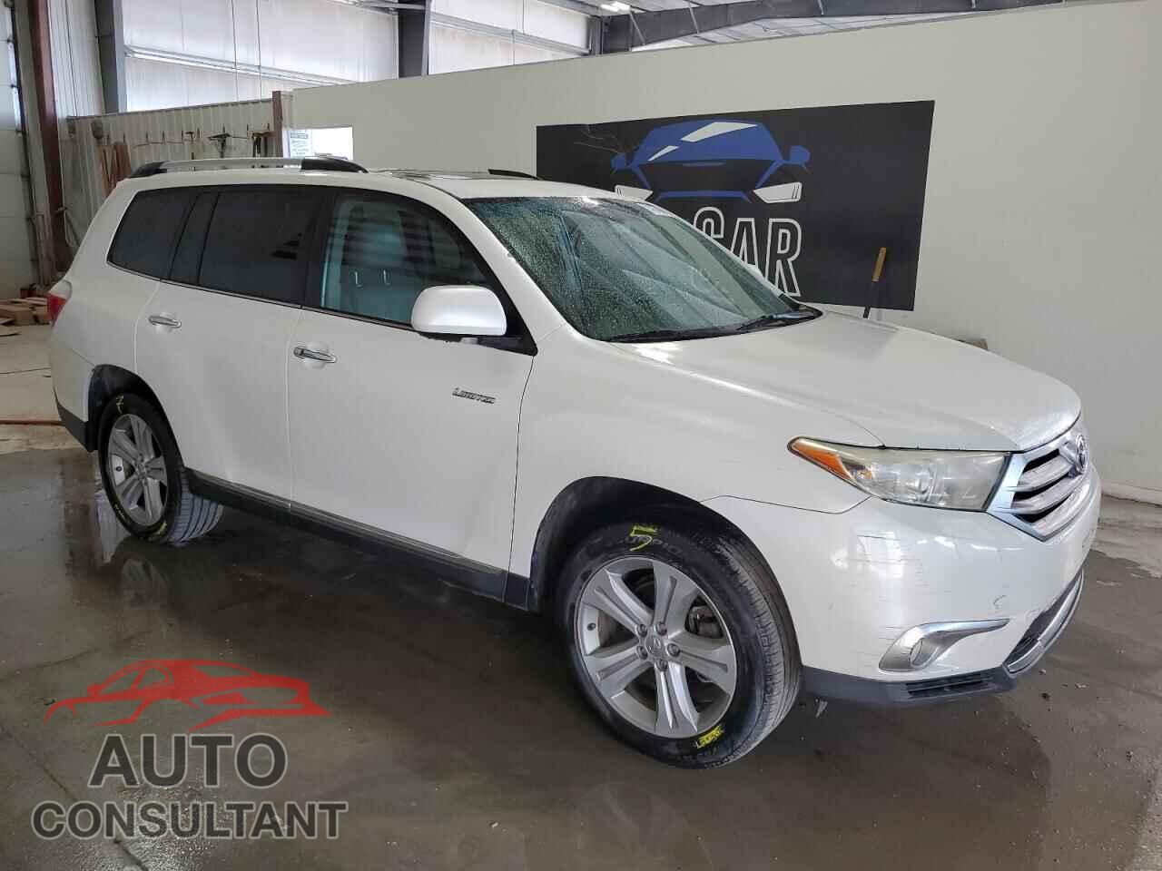 TOYOTA HIGHLANDER 2012 - 5TDYK3EH5CS070186