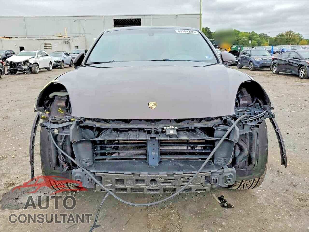 PORSCHE CAYENNE 2017 - WP1AA2A21HKA88200