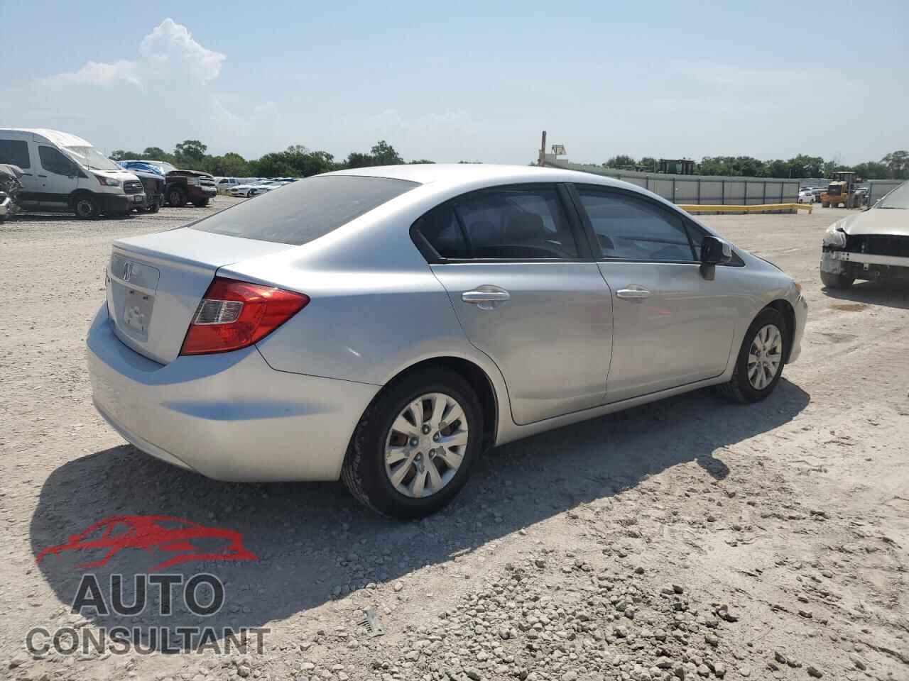 HONDA CIVIC 2012 - 2HGFB2F55CH606365