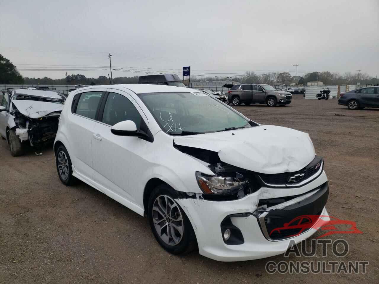 CHEVROLET SONIC 2019 - 1G1JD6SB2K4100261