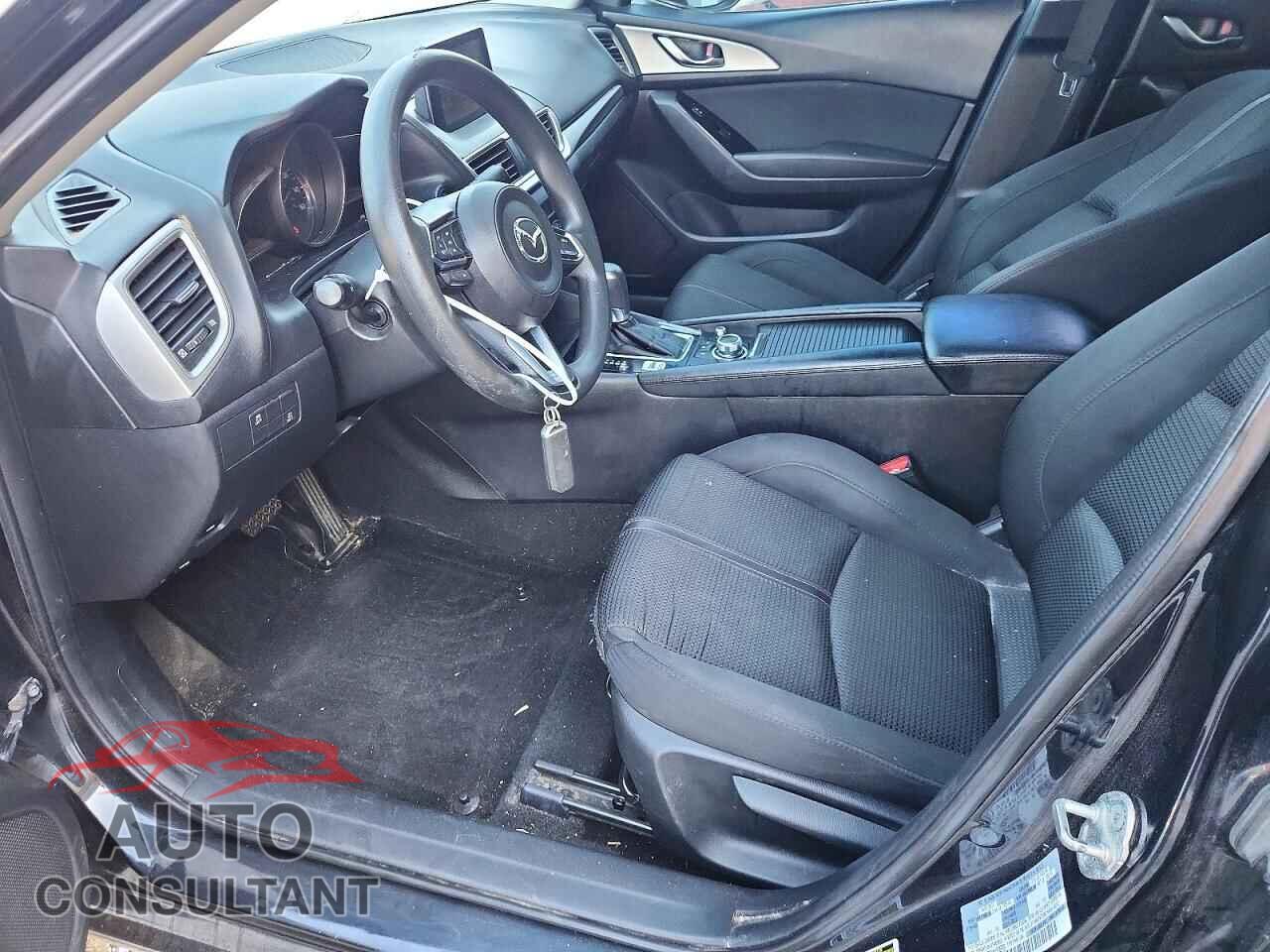 MAZDA 3 2017 - 3MZBN1U73HM152979