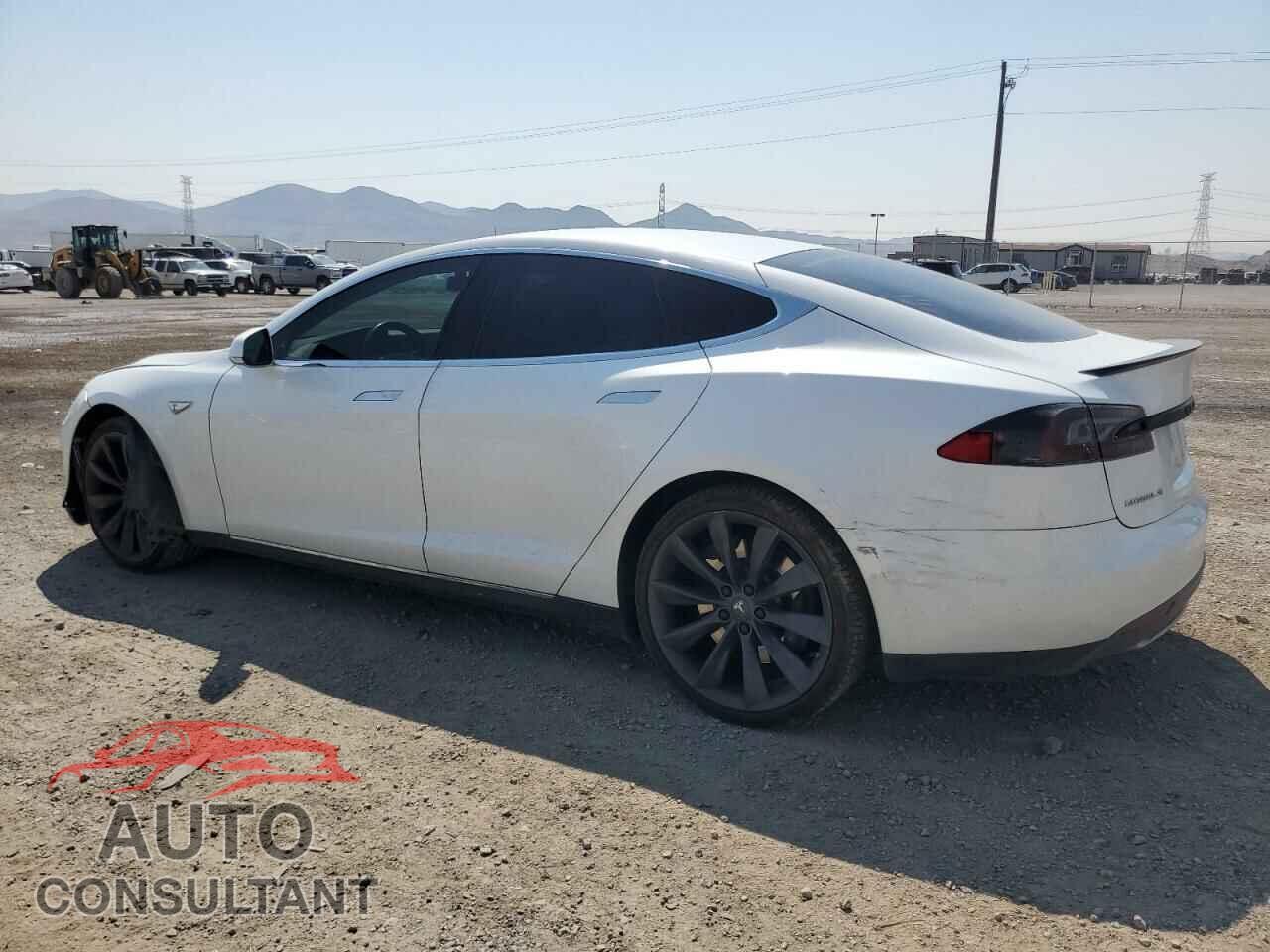 TESLA MODEL S 2013 - 5YJSA1CP4DFP06531