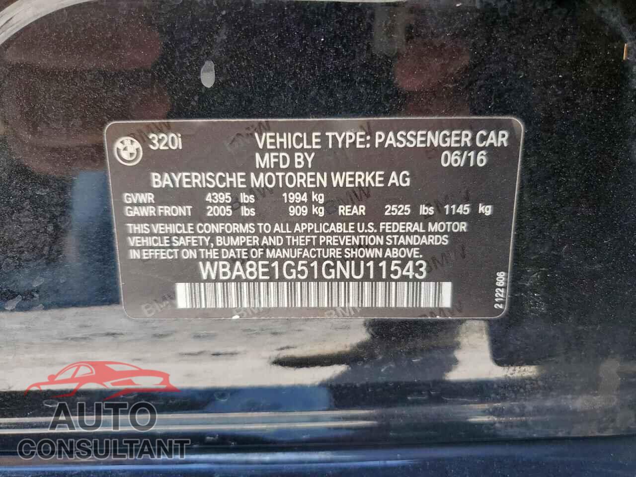 BMW 3 SERIES 2016 - WBA8E1G51GNU11543