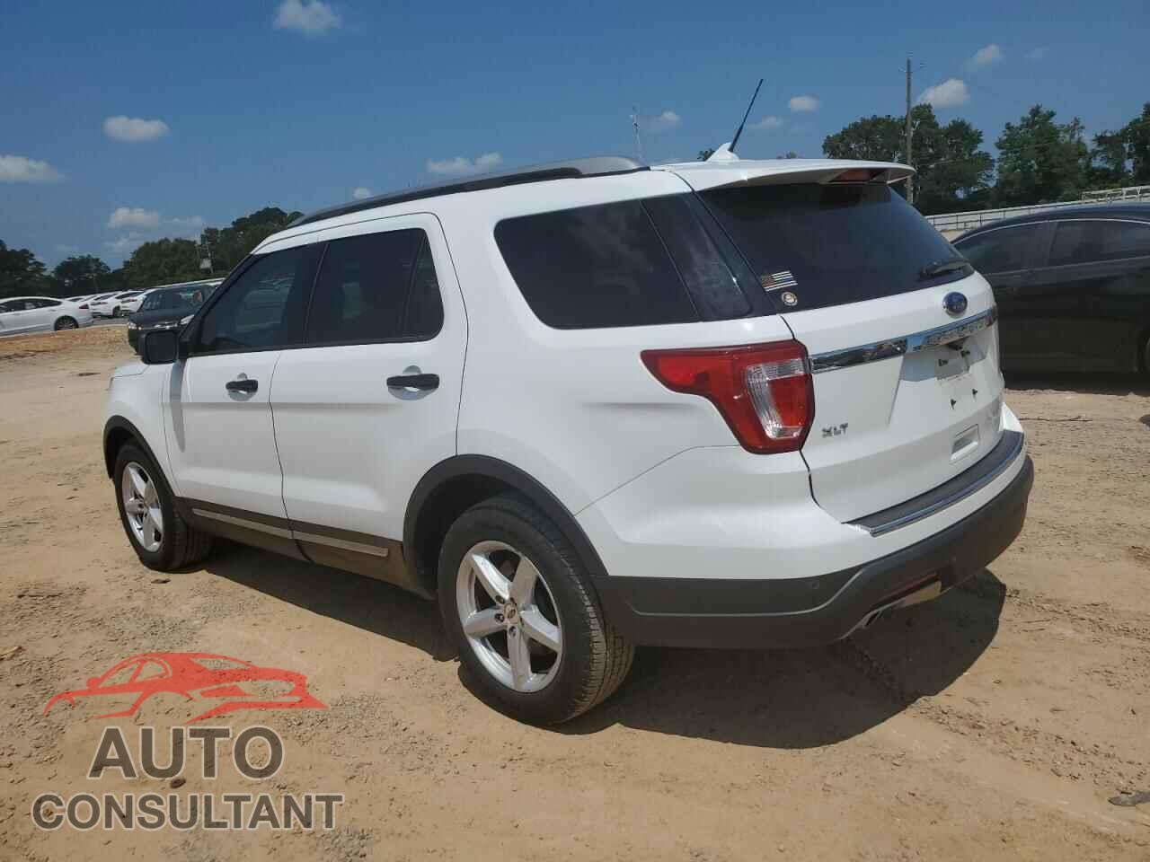 FORD EXPLORER 2018 - 1FM5K7D82JGA44532