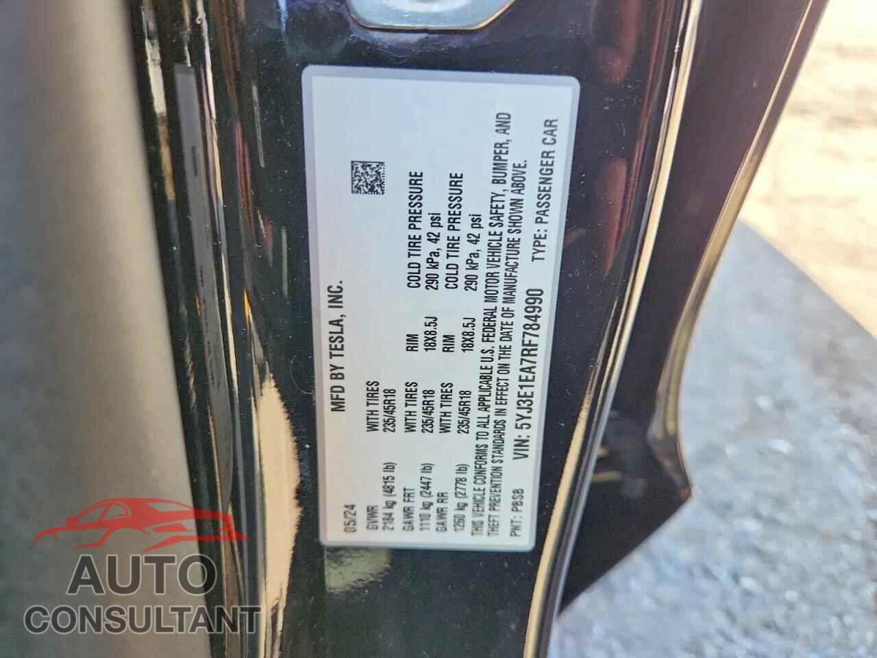 TESLA MODEL 3 2024 - 5YJ3E1EA7RF784990
