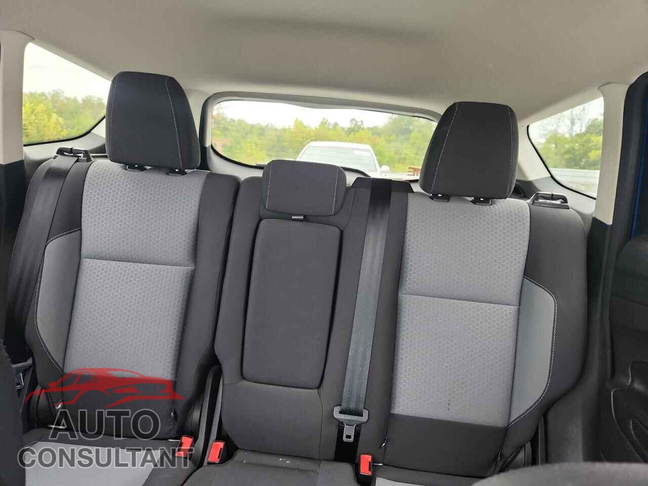 FORD ESCAPE 2018 - 1FMCU0GD0JUB08036