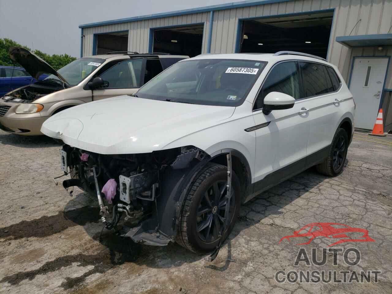 VOLKSWAGEN TIGUAN 2022 - 3VV2B7AX3NM132294