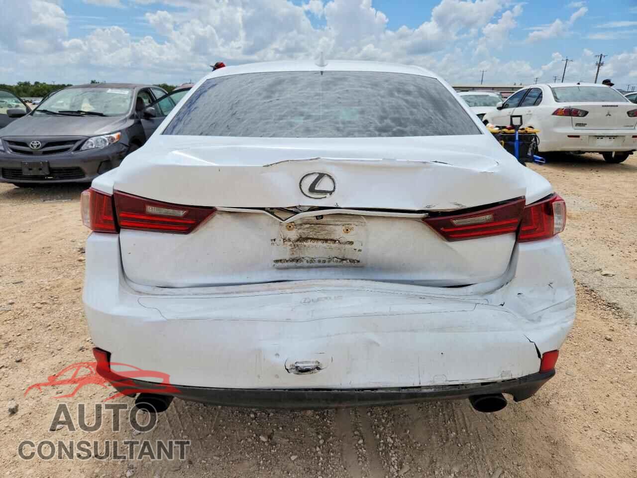 LEXUS IS 2014 - JTHBF1D23E5017053