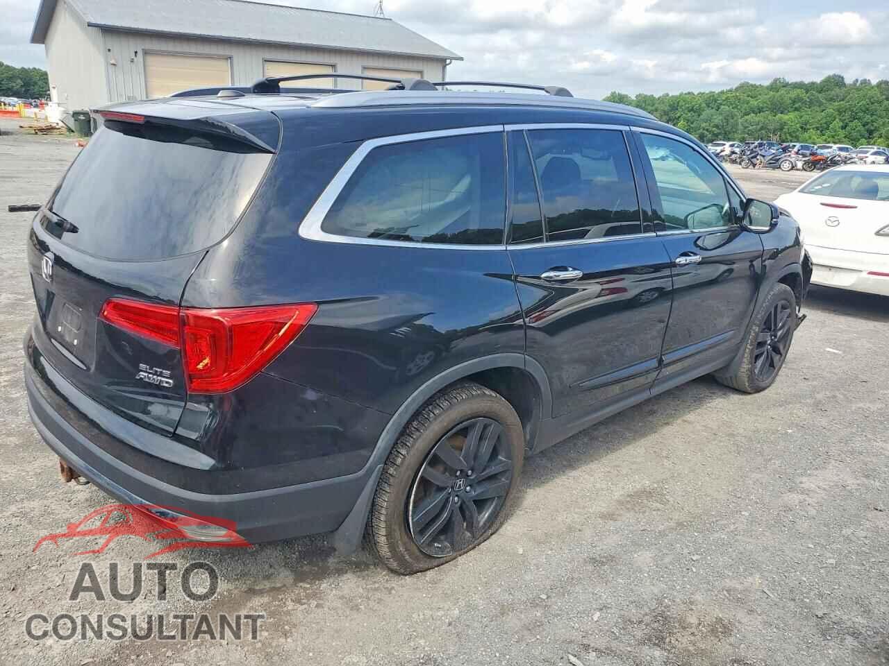 HONDA PILOT 2017 - 5FNYF6H04HB055329