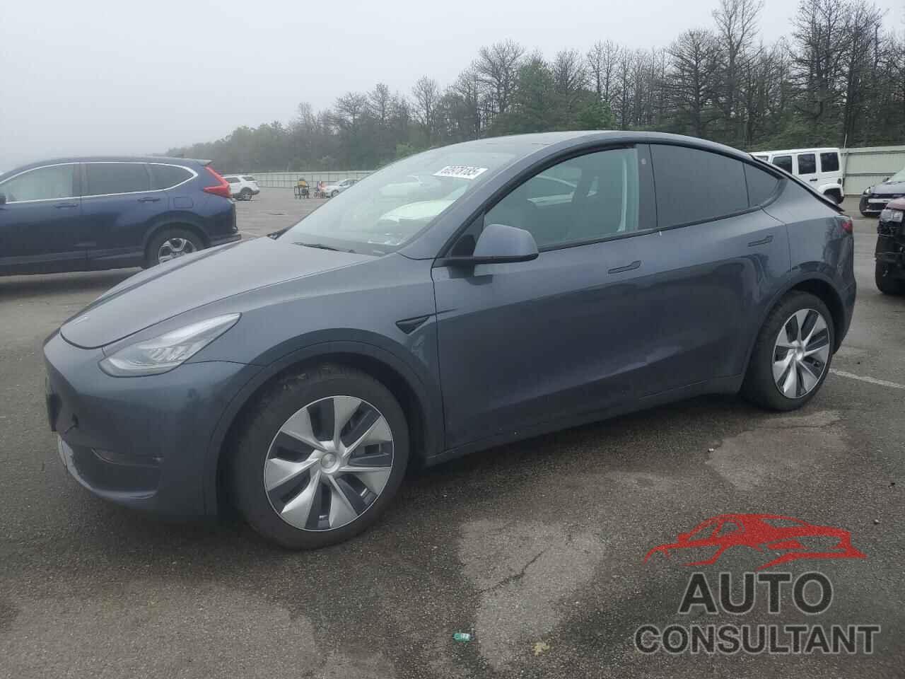 TESLA MODEL Y 2021 - 5YJYGDEE5MF140496