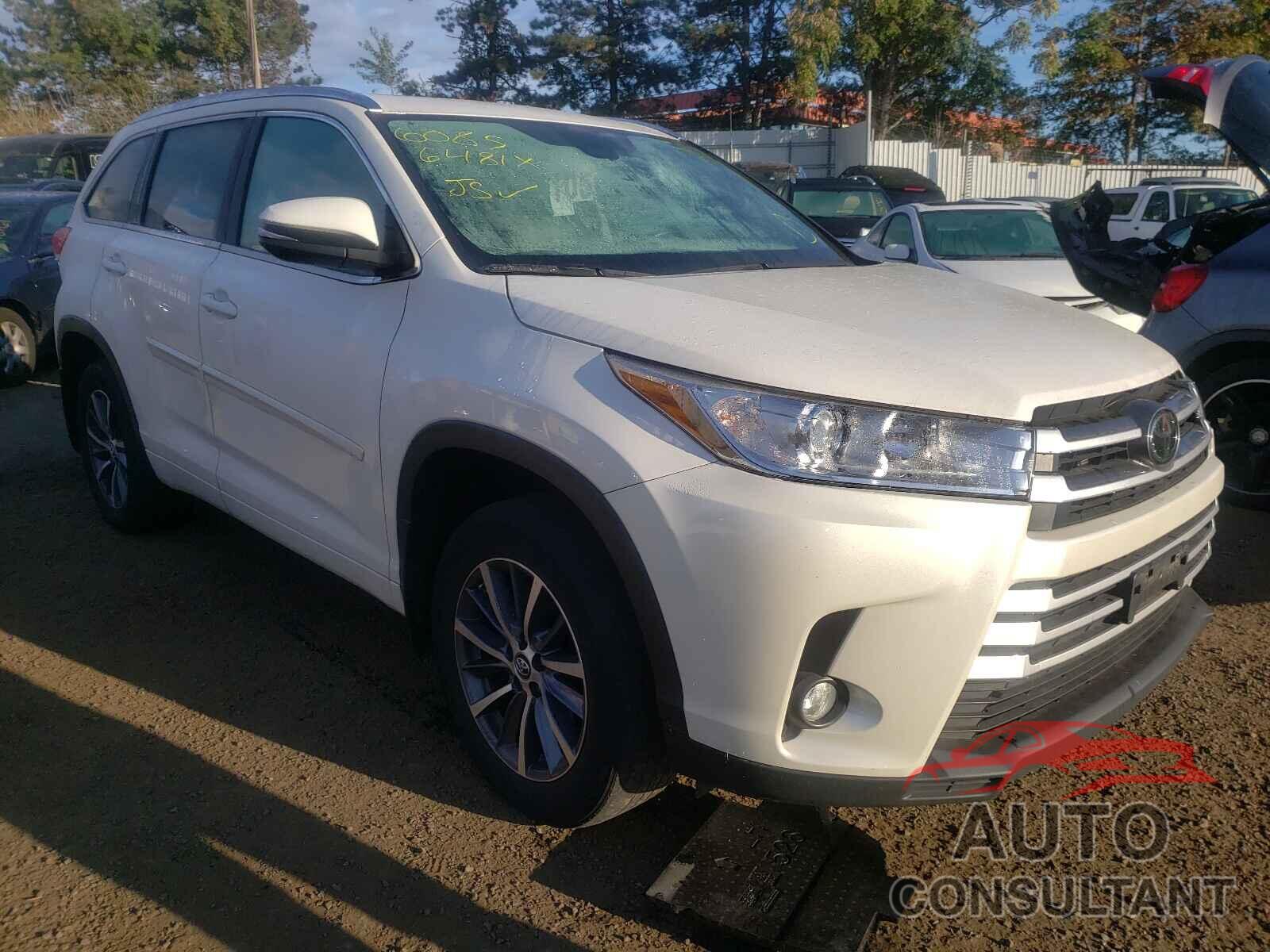 TOYOTA HIGHLANDER 2018 - 5TDJZRFH1JS861259