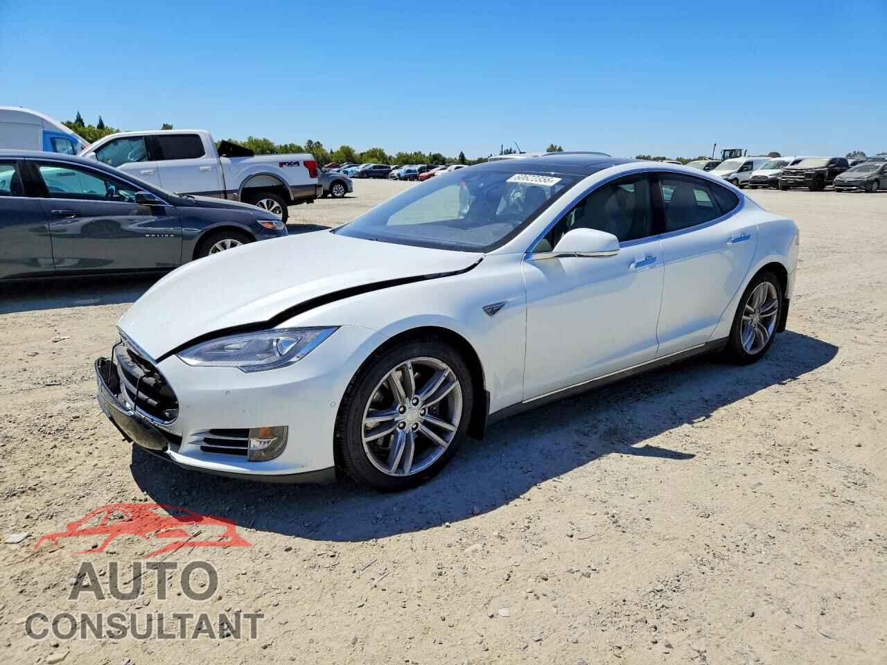 TESLA MODEL S 2015 - 5YJSA1S10FF099415