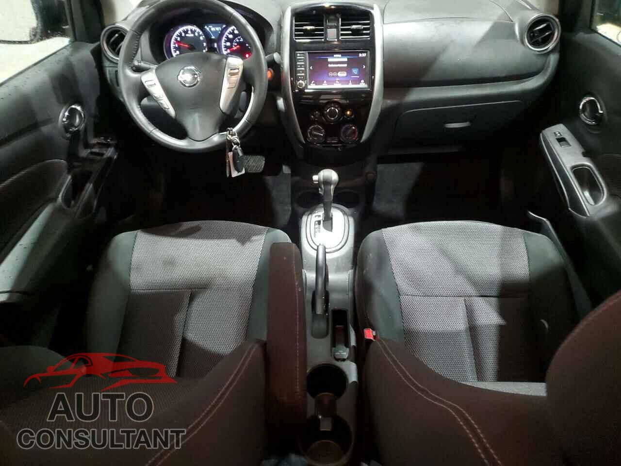 NISSAN VERSA 2019 - 3N1CN7AP3KL817930
