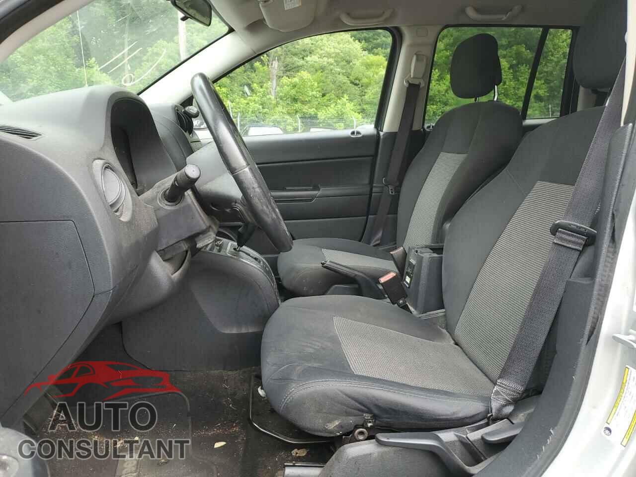 JEEP COMPASS 2011 - 1J4NF1FB2BD197343