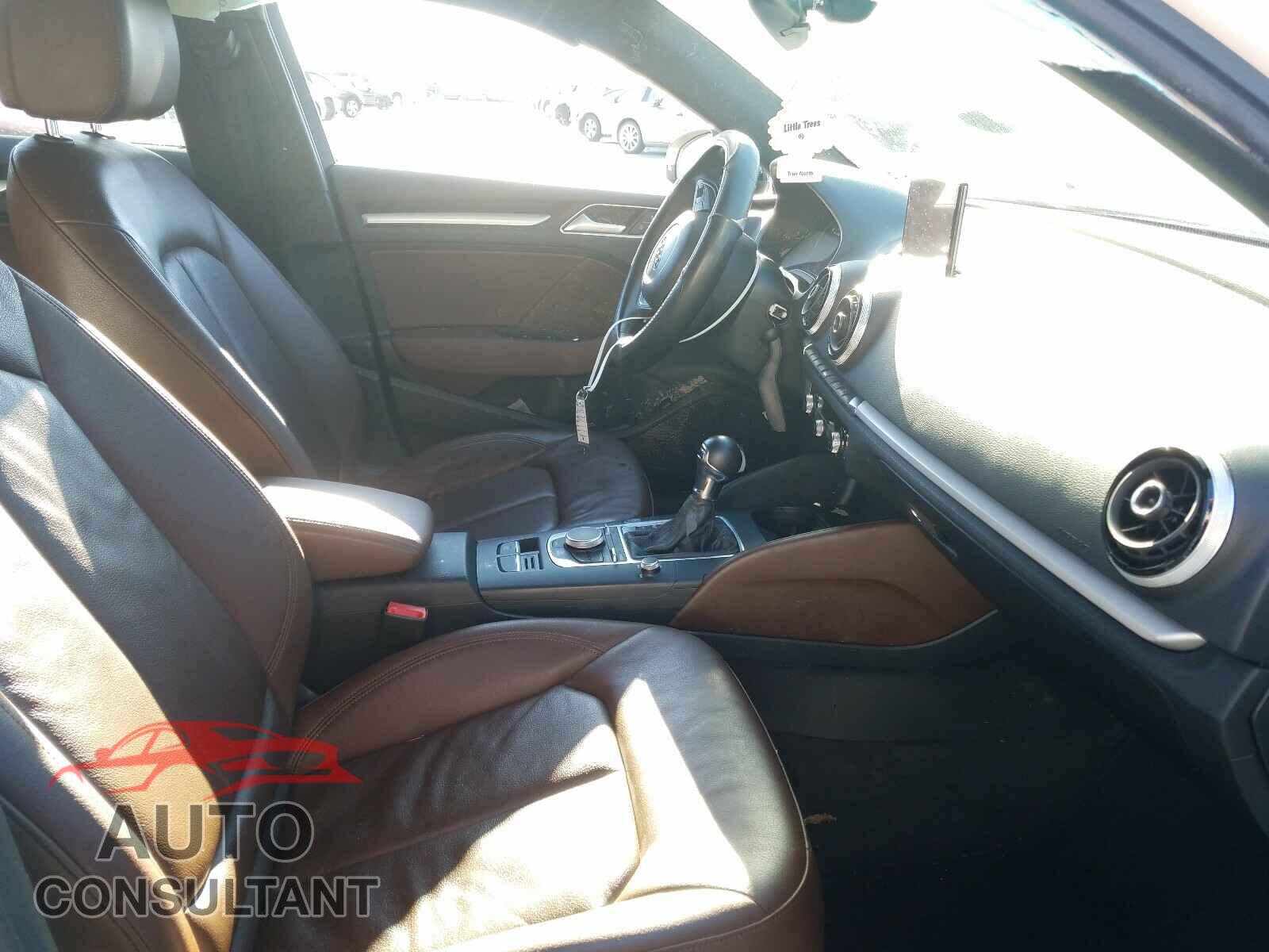 AUDI A3 2016 - WAUA7GFF3G1008454