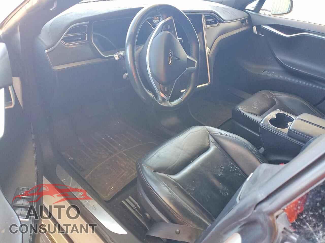 TESLA MODEL S 2016 - 5YJSA1E2XGF124696