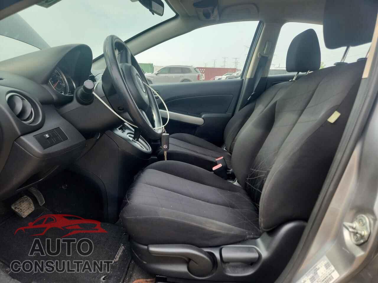MAZDA 2 2012 - JM1DE1KY8C0142595