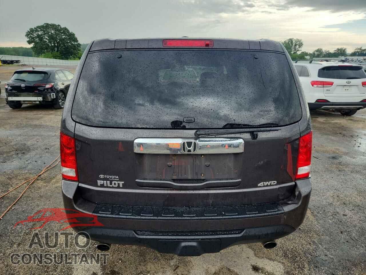 HONDA PILOT 2013 - 5FNYF4H50DB080934