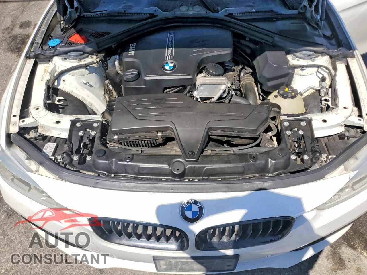 BMW 3 SERIES 2017 - WBA8E1G36HNU17421