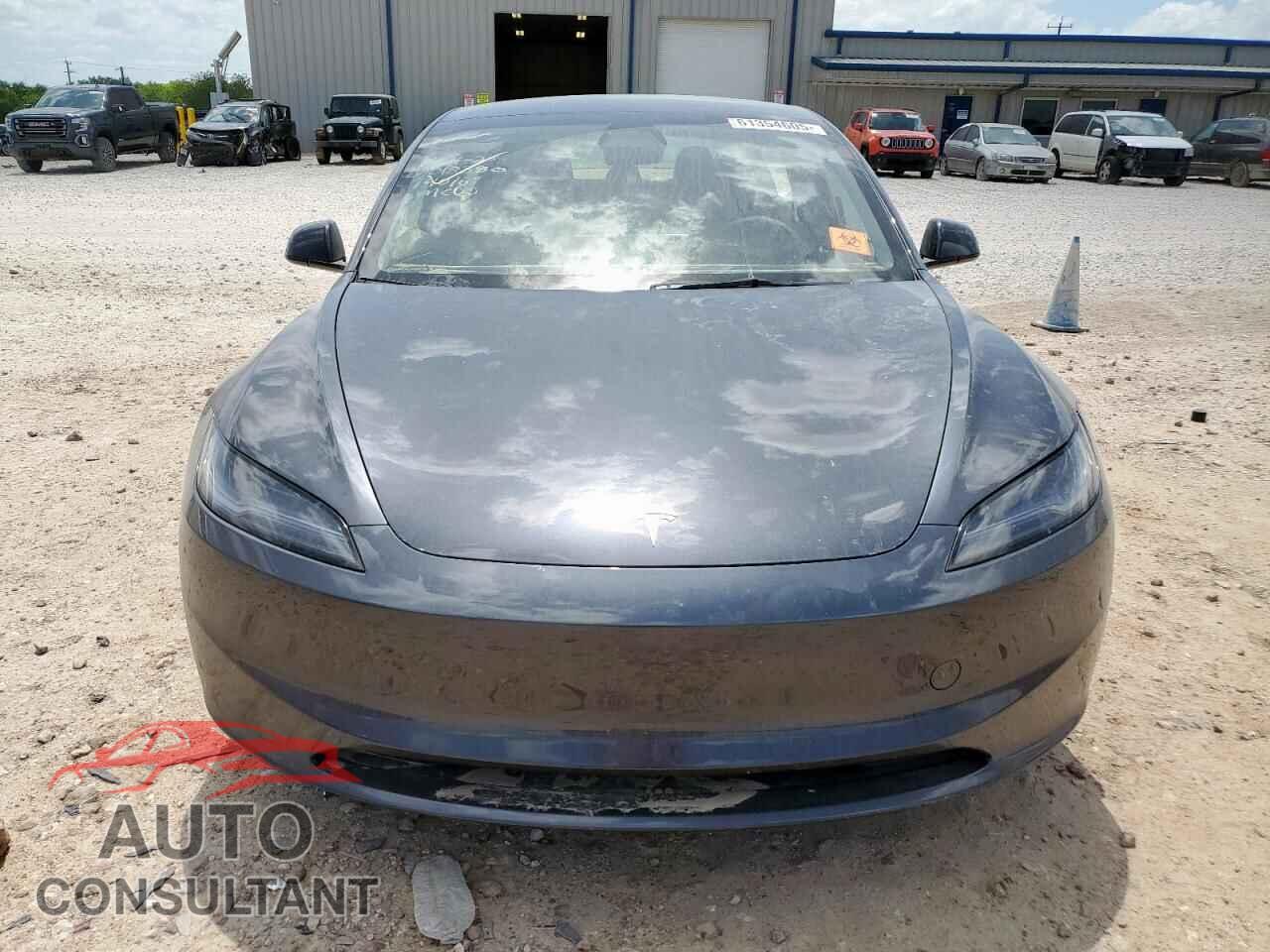 TESLA MODEL 3 2024 - 5YJ3E1EA6RF740169