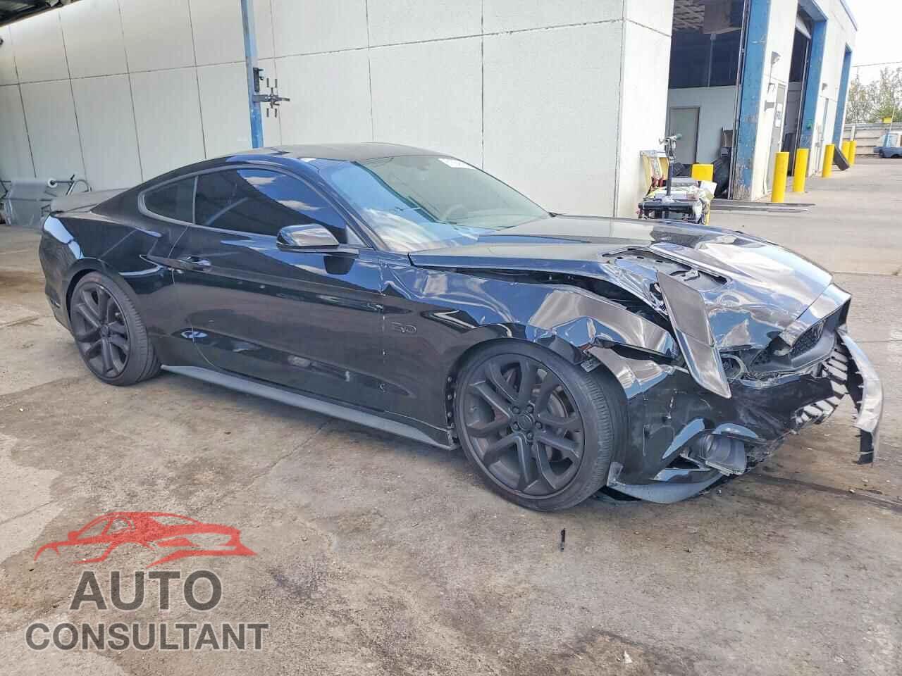 FORD MUSTANG 2017 - 1FA6P8CFXH5257109