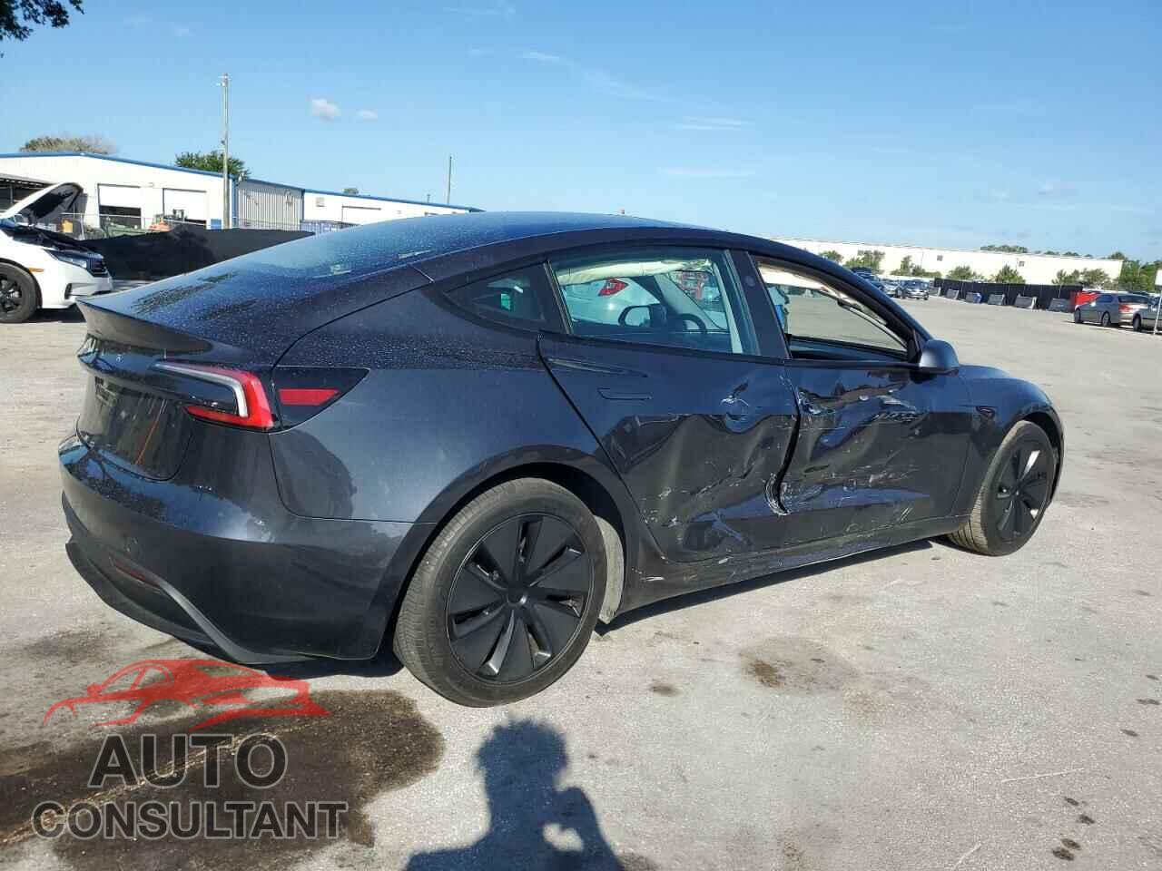 TESLA MODEL 3 2024 - 5YJ3E1EAXRF746248