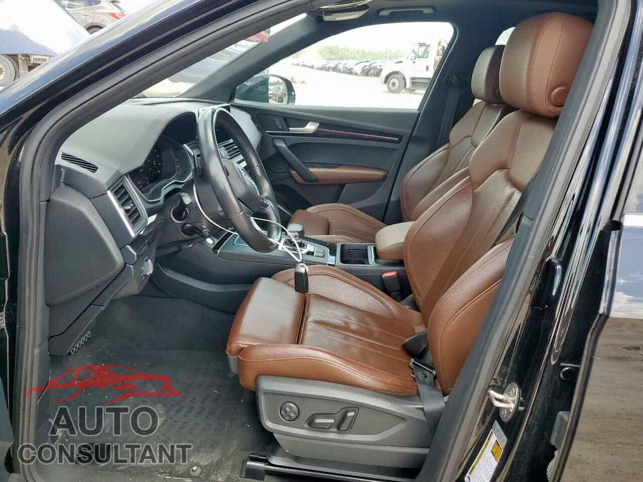 AUDI Q5 2018 - WA1BNAFY8J2199294