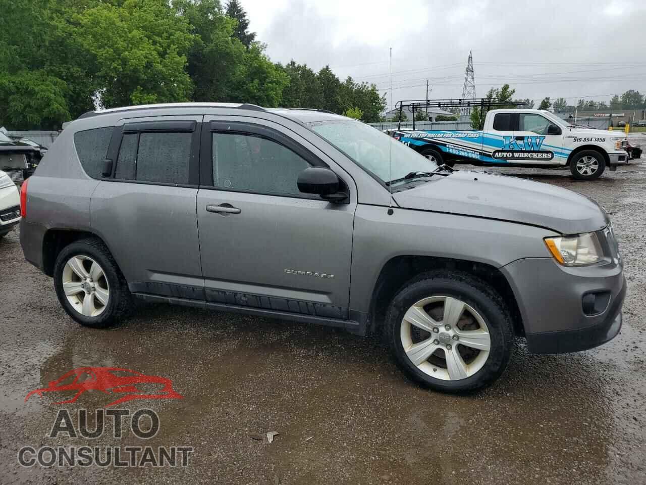 JEEP COMPASS 2011 - 1J4NF4FBXBD266054