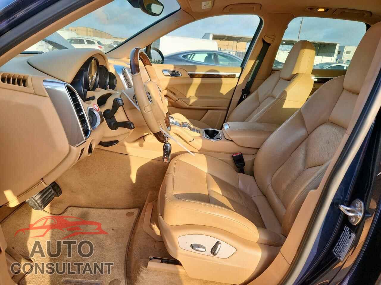 PORSCHE CAYENNE 2013 - WP1AF2A25DLA37076