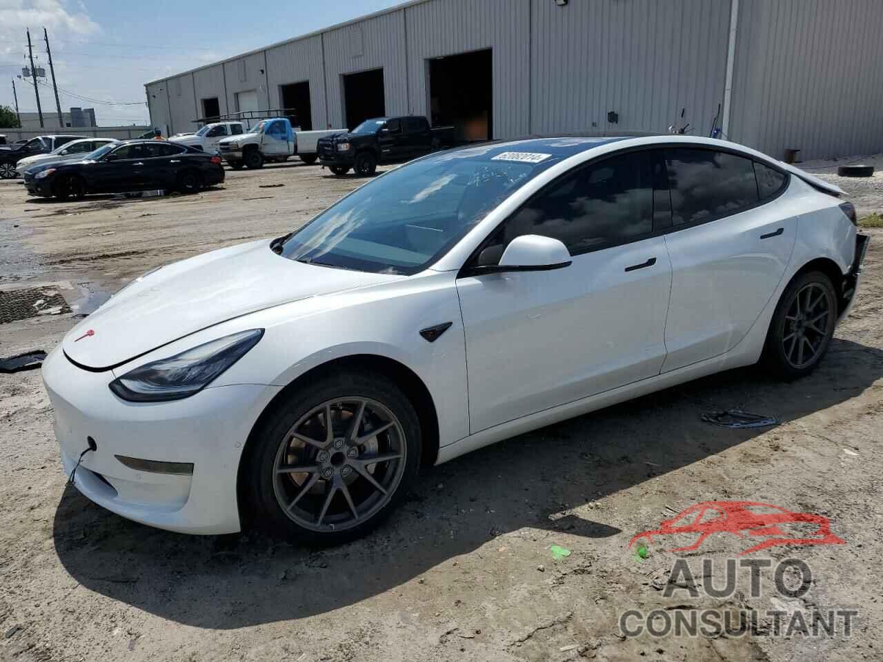 TESLA MODEL 3 2021 - 5YJ3E1EA4MF851621