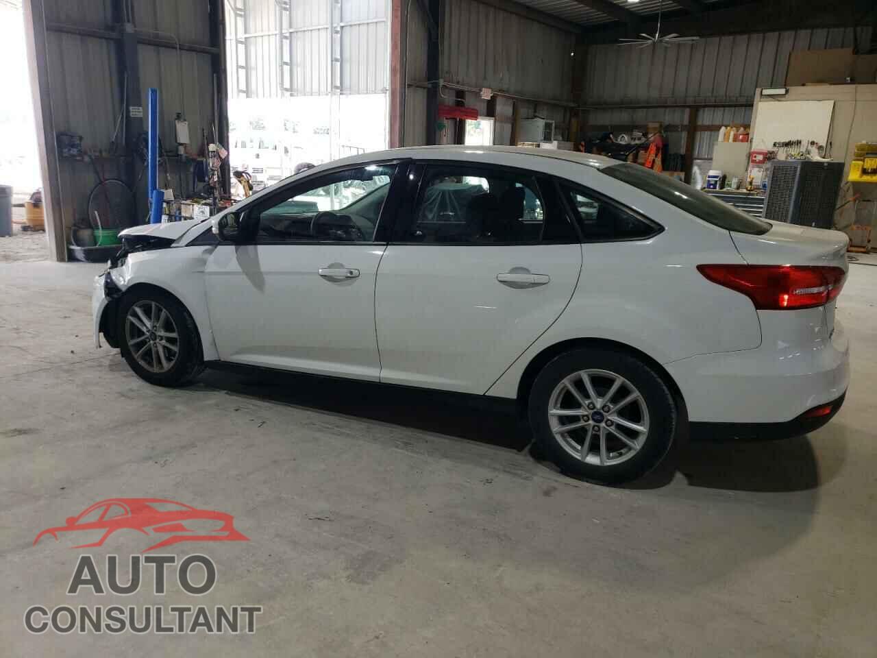 FORD FOCUS 2015 - 1FADP3F22FL250067