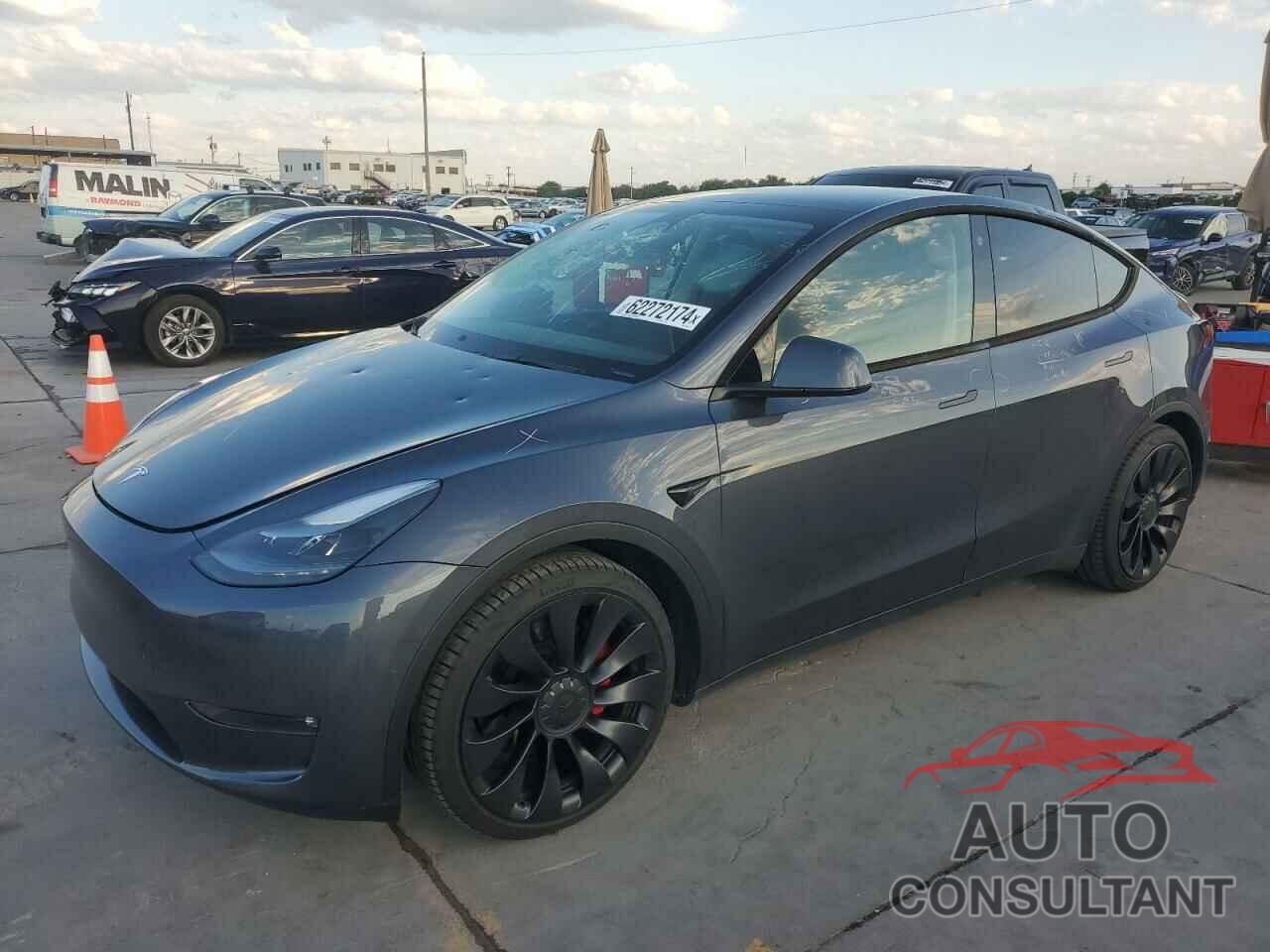 TESLA MODEL Y 2022 - 7SAYGDEF5NF494614