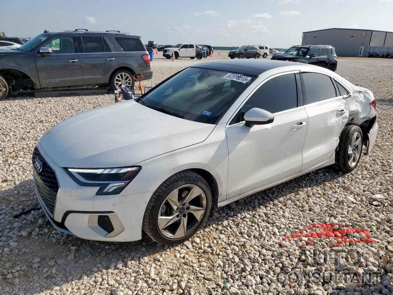 AUDI A3 2024 - WAUGUDGY7RA138841